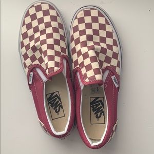 Rumba Red/Off white checkerboard vans